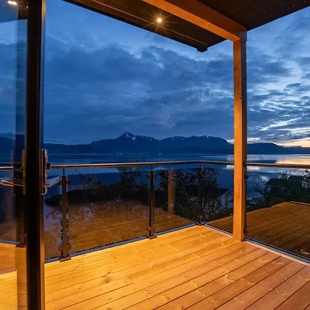 Modern And Luxurious At Malangen Kjerrvika