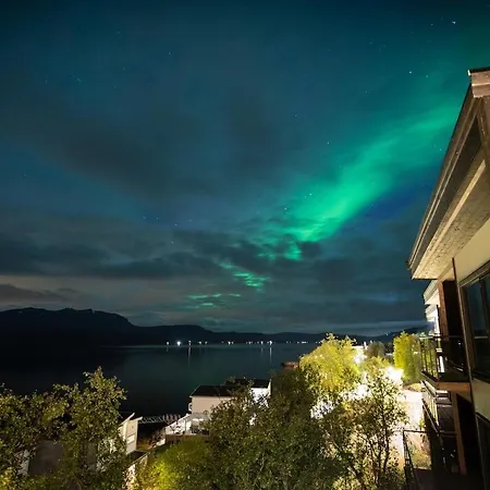Lejlighed Private In Malangen Northern Lights And Fjord Kjerrvika