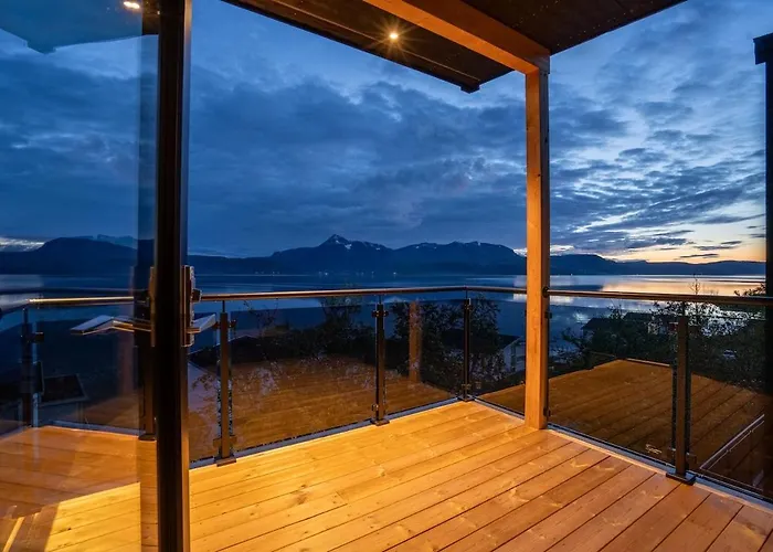 Modern And Luxurious At Malangen Kjerrvika