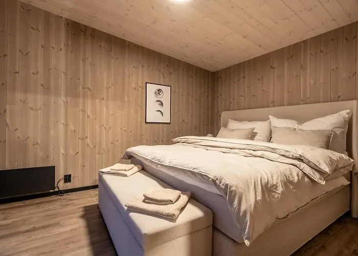 Modern And Luxurious At Malangen Lägenhet