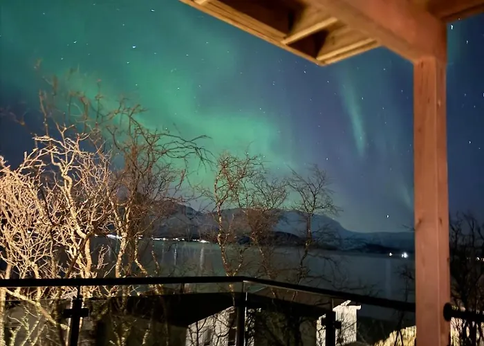 Modern And Luxurious At Malangen Lägenhet Kjerrvika