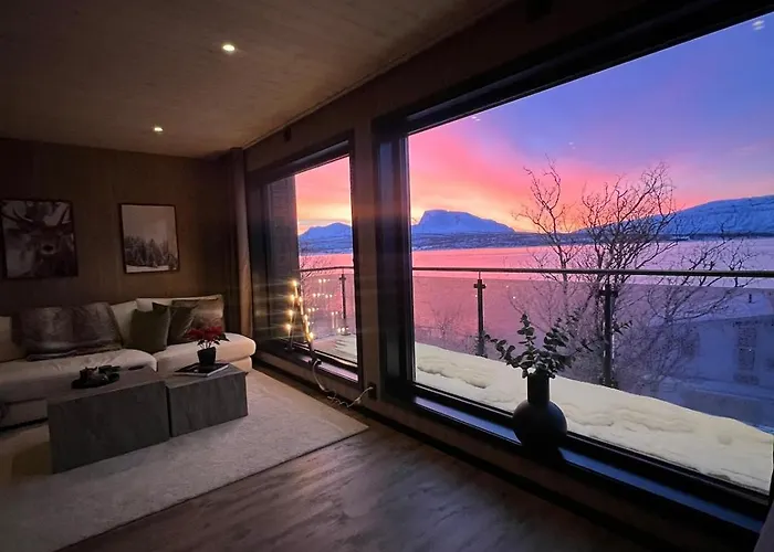 Modern And Luxurious At Malangen