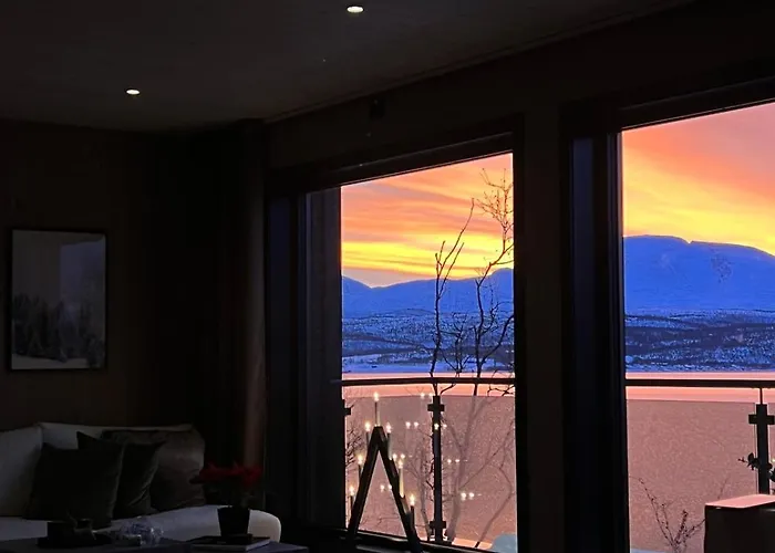 Modern And Luxurious At Malangen Lägenhet