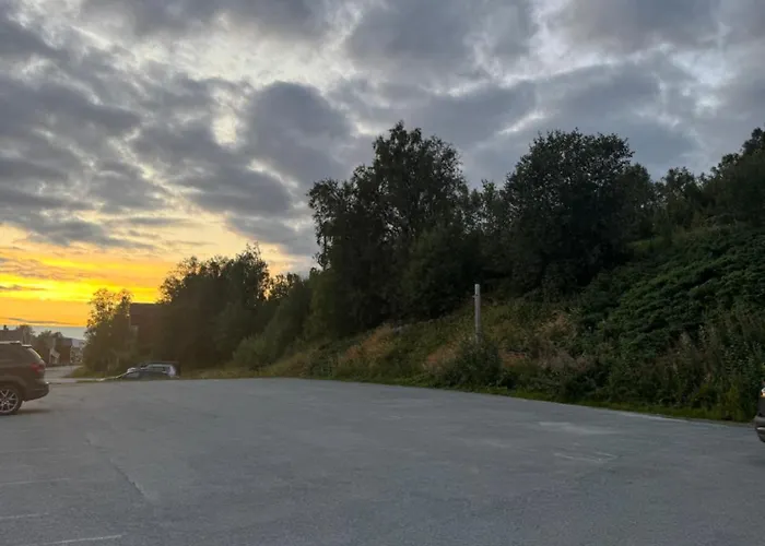 Modern And Luxurious At Malangen Lägenhet